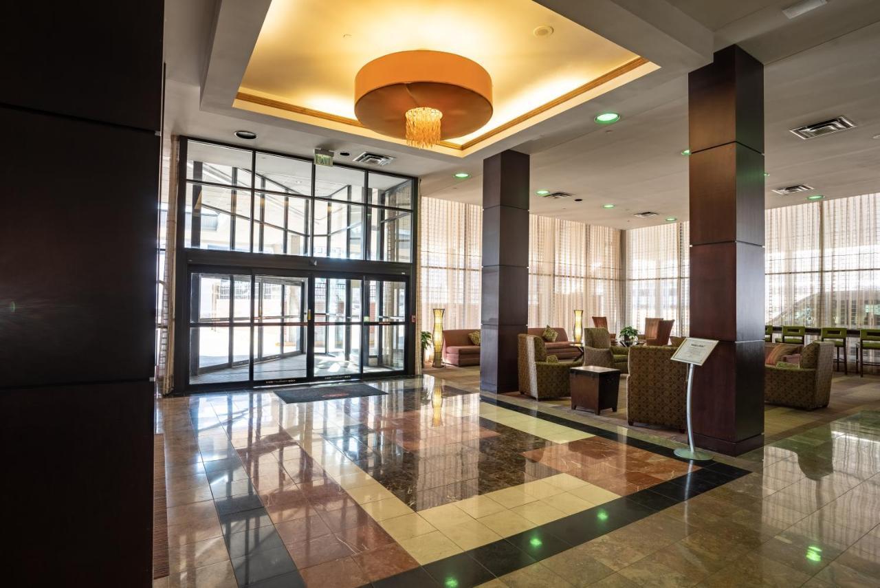 Radisson Dayton Convention Center Hotel Bagian luar foto
